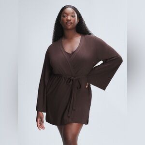 Savage X Fenty Sleek Stitch Sleep Short Robe